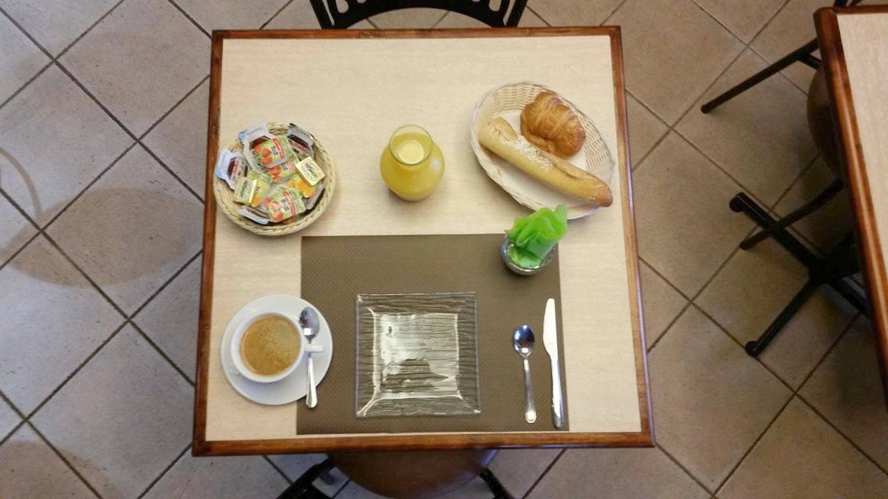 Hostellerie des Colonnes in La Force, Périgord Pourpre