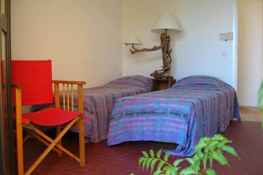 Private Estate Gaou Benat, Sehr Schönes Haus Mit Blick Auf Das Meer, Ruhige Natur Sonne in Cap Bénat, Bormes-les-Mimosas