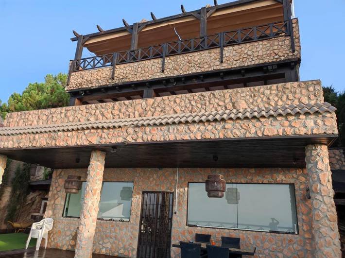 Gîte pour 9 personnes, avec vue et terrasse ainsi que jardin et piscine à La Zubia - 4