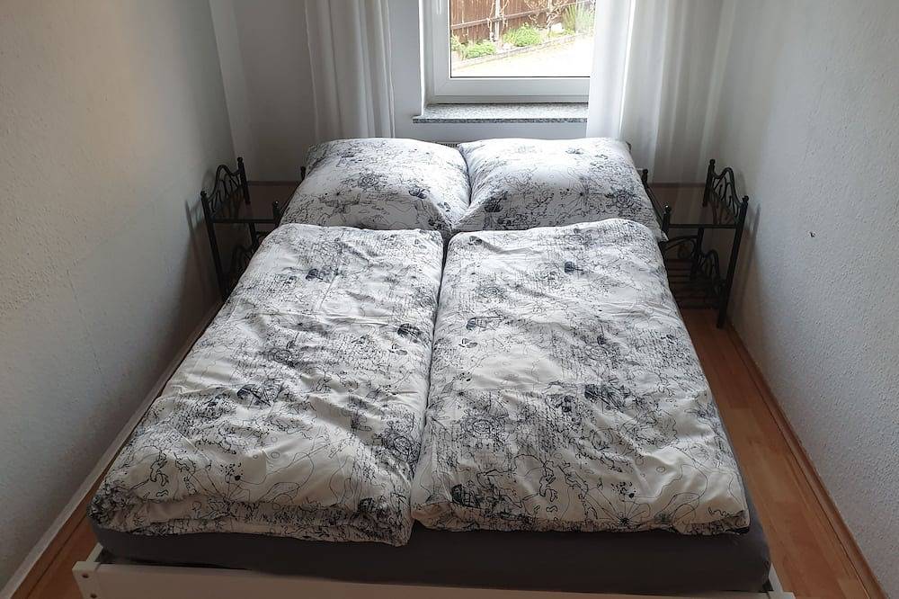Entire apartment, 2 Zimmer-wohnung am Landesmuseum für Vorgeschichte in Halle (Saale), Saale-Unstrut