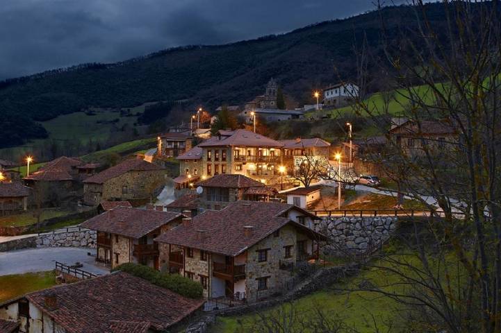 Maison d’hôte pour 3 personnes, avec terrasse ainsi que piscine et vue, adapté aux familles dans Cantabrie - 3