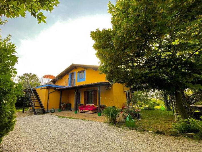 Casa vacanza per 8 persone, con terrazza e idromassaggio nonché giardino, con animali domestici - 1