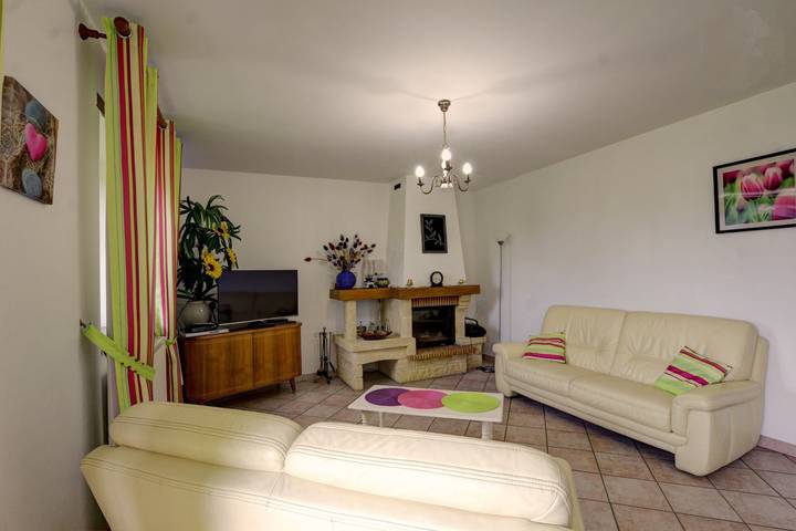 Location de vacances pour 12 personnes, avec jardin, animaux acceptés dans la Loire - 4