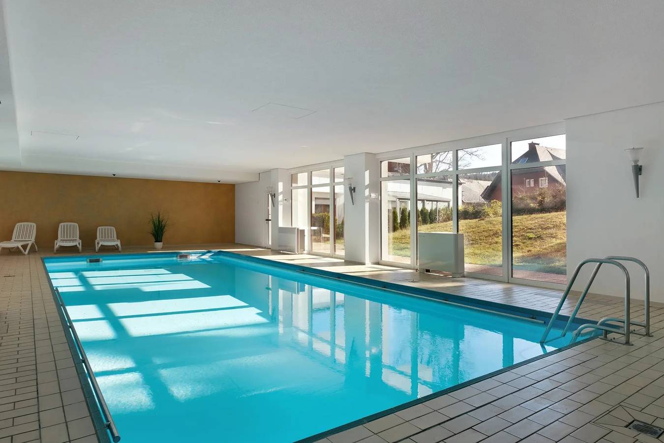 Ganzes Studio, Studio-Apartment 'Blackforest' mit Innenpool, Sauna, Balkon und Wlan in Furtwangen im schwarzwald (Schwarzwald), Schönwald