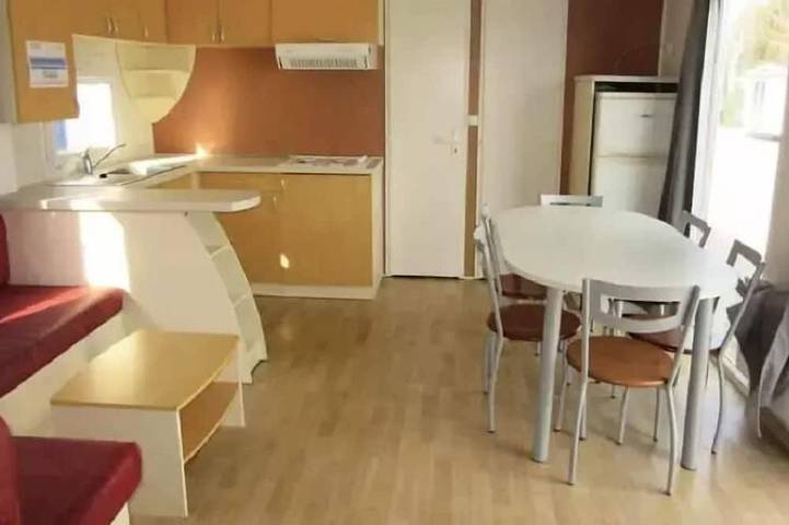 Mobil home pour 4 personnes à Saint-Séverin