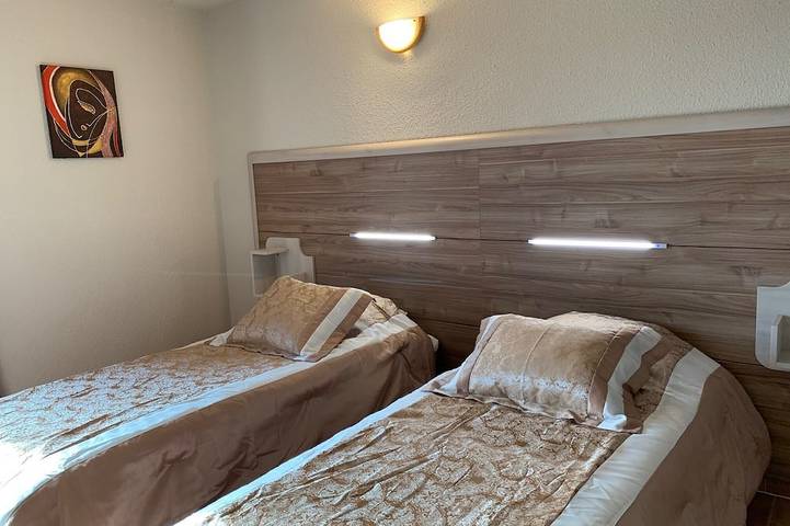 Location de vacances pour 6 personnes, avec piscine et jardin ainsi que jacuzzi et terrasse à Piana - 3