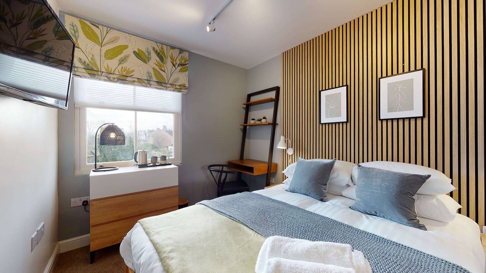 Entire apartment, The Oxford Lodge Pembroke Room in Oxford, Oxfordshire