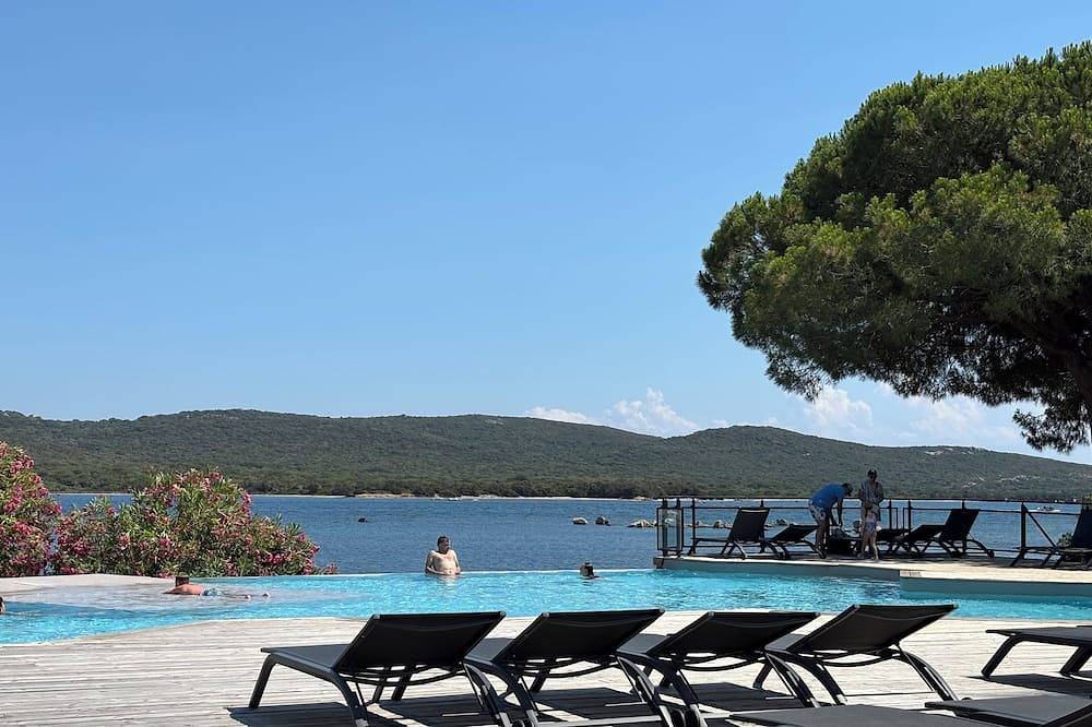 Appartement entier, Superbe T2 les pieds dans l'eau in Pianottoli-Caldarello, Arrondissement de Sartène