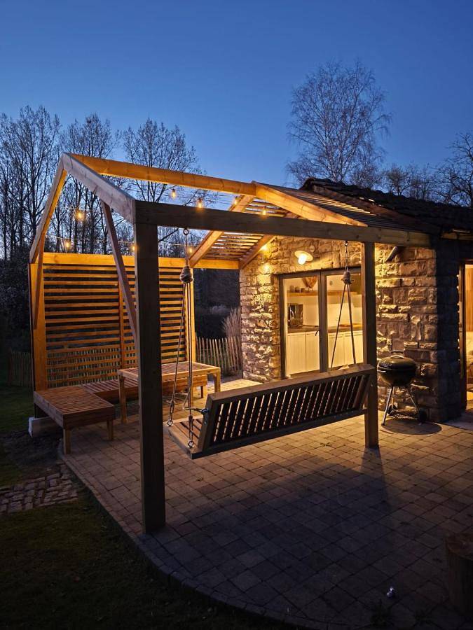 Location de vacances pour 2 personnes, avec jardin et jacuzzi à Couvin