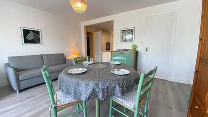Gîte pour 4 personnes, avec vue et terrasse, animaux acceptés dans Plage De Roc H Kroum Roscoff