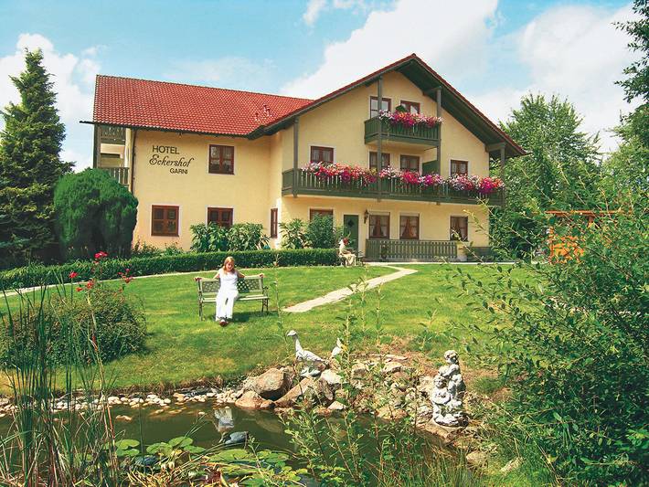 Hotel für 2 Personen, mit Garten und Terrasse sowie Whirlpool und Sauna in Bad Birnbach - 4