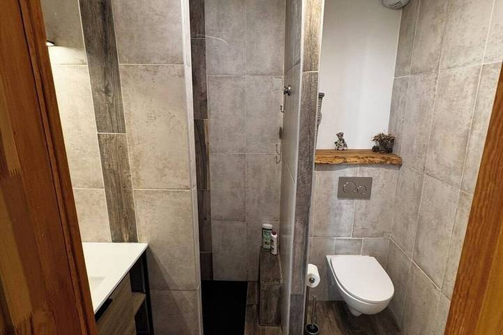 Chalet pour 6 personnes, avec terrasse et jardin dans Auron - 4