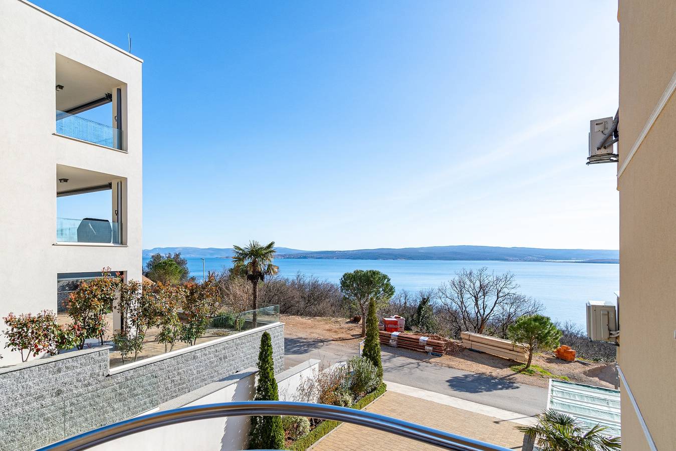 Ganze Wohnung, Studio Appartement mit Balkon und Meerblick Dramalj, Crikvenica As-19997-c in Dramalj, Primorje-Gorski Kotar