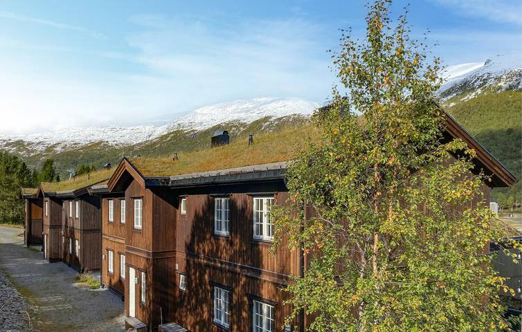 Ganze Ferienwohnung, Ferienwohnung für 6 Personen mit Terrasse in Strandafjellet, Stranda