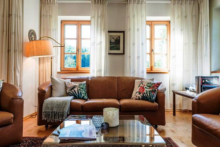 Ferienhaus für 10 Personen, mit Garten und Ausblick sowie Seeblick und Pool im Salzkammergut - 2