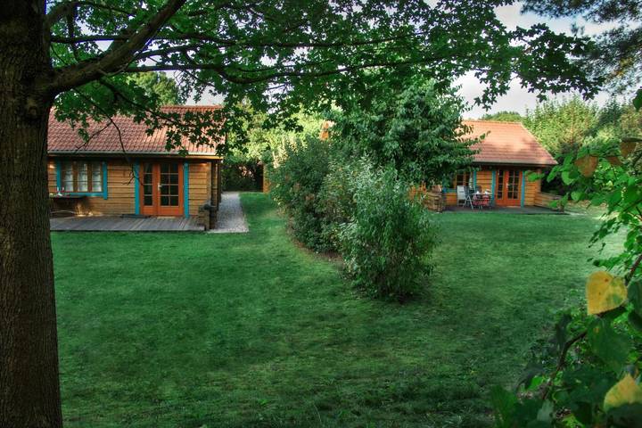 Ferienwohnung für 6 Personen, mit Sauna und Garten in Zislow