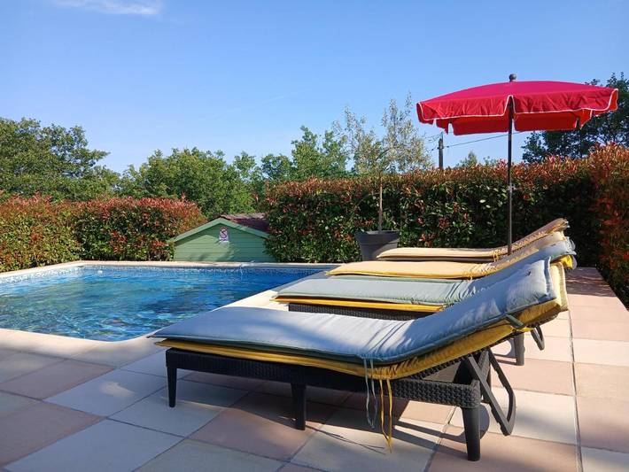 Location de vacances pour 4 personnes, avec Balcon et Terrasse ainsi que Jardin et Piscine à Saint-Maximin-la-Sainte-Baume - 3