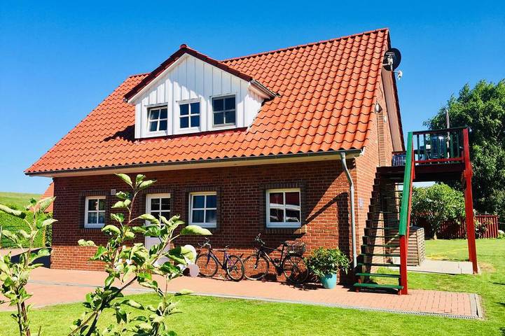 Ferienwohnung für 4 Personen, mit Balkon und Garten