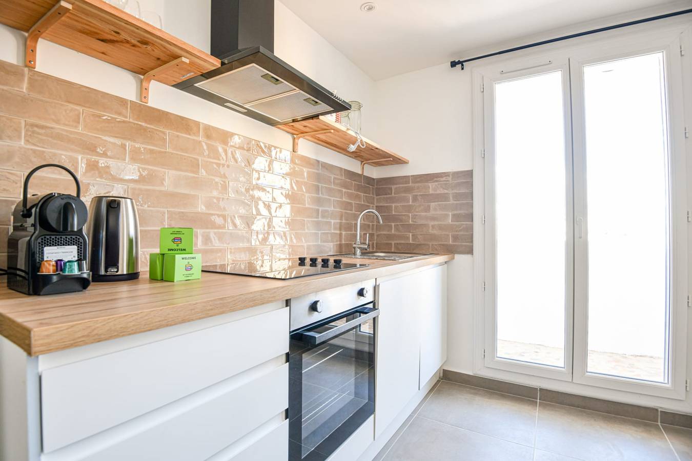 Ganze Wohnung, Ferienwohnung für 6 Personen mit Balkon in Marseille, Marseille und Umgebung