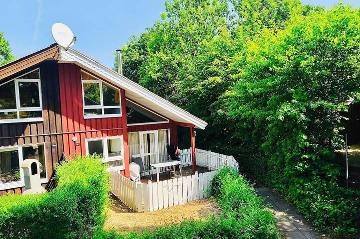 Ferienpark für 5 Personen, mit Sauna und Terrasse sowie Garten in Extertal