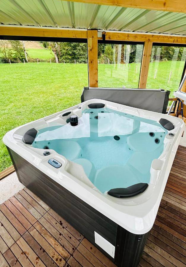 Gîte pour 14 personnes, avec vue et jardin dans Lac de la Mouche - 2