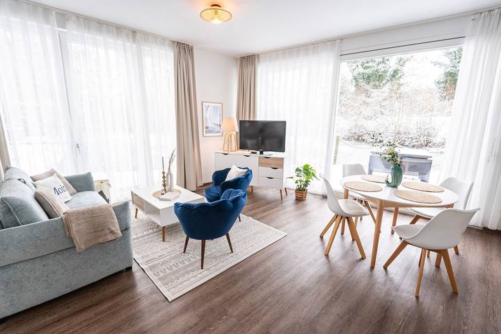 Vakantiewoning voor 4 personen, with Balkon/Terras and Terras as well as Tuin and Sauna in Bad Zwischenahn