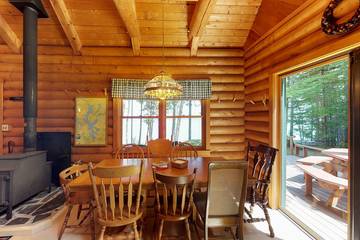 Log Cabin for 6 Guests in Moosehead Lake, Maine, Picture 3