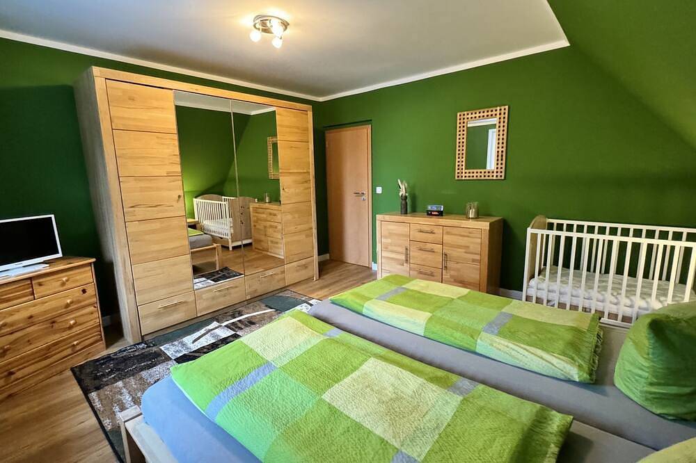 Ferienwohnung-direkt-am-Skihang mit Sauna in Oberwiesenthal, Erzgebirge