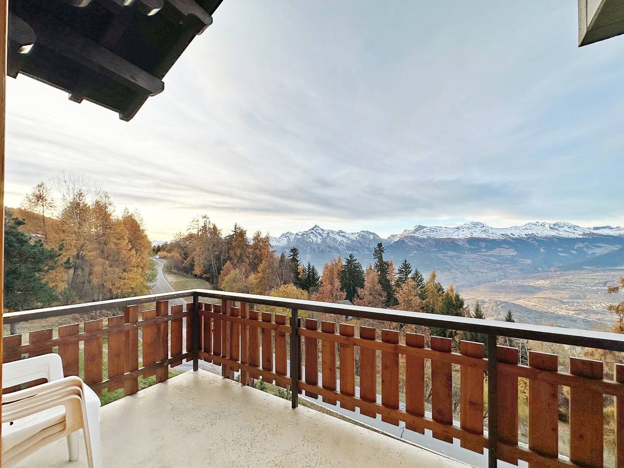 Ganze Wohnung, Lift Bear Lodge - 4Valleys - Swiss Alps in Les Agettes, Walliser Alpen