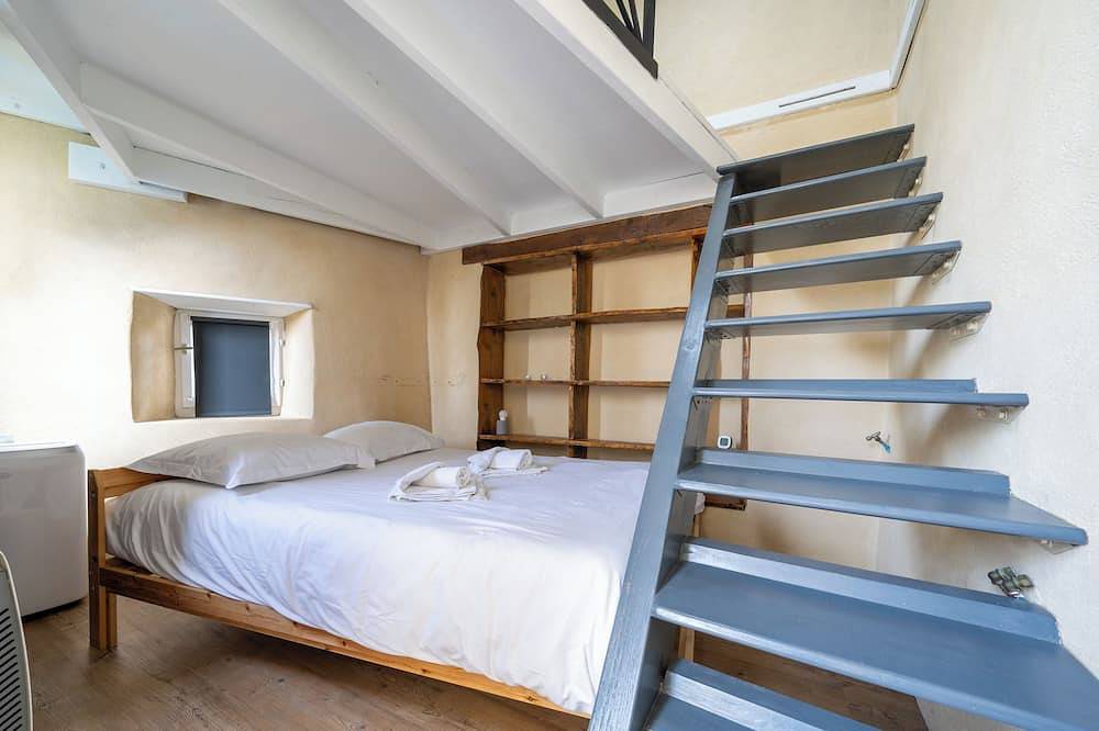 Gîte \"La Cachette\"- Mirmande - in Mirmande, Région de Valence