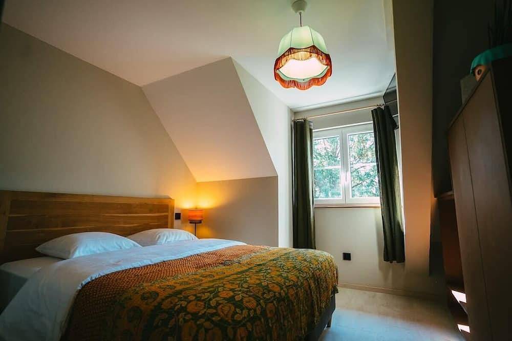 Entire apartment, Charming apartment with 60's vibes ! in Guebwiller, Parc naturel régional des Ballons des Vosges