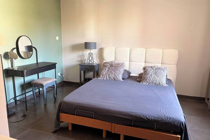Location de vacances pour 8 personnes, avec terrasse et jardin à Murviel-lès-Béziers - 3