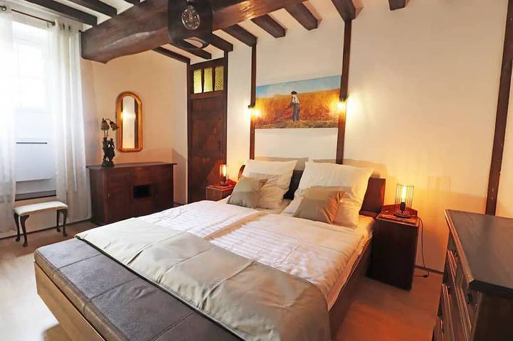 Location de vacances pour 8 personnes, avec terrasse et jardin, animaux acceptés à Dompierre-les-Églises - 2