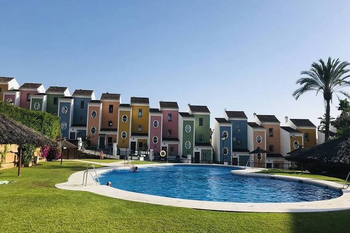 Finca für 6 Personen, mit Pool und Terrasse sowie Garten in Casares