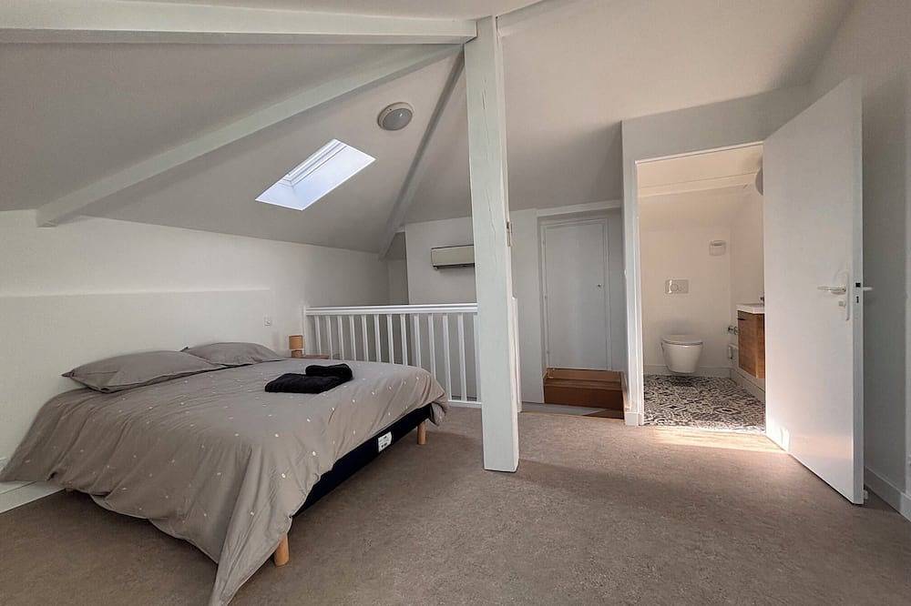 Entire apartment, T4 Neuf / Climatisé / Terrasse - Au coeur de St Paul les Dax in Saint-Paul-lès-Dax, Dax region