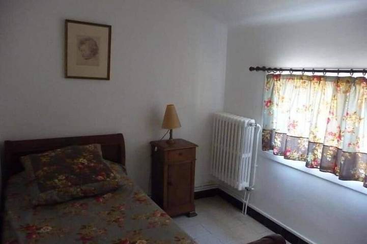 Gîte pour 5 personnes, avec balcon dans Port de Sanary sur Mer - 4