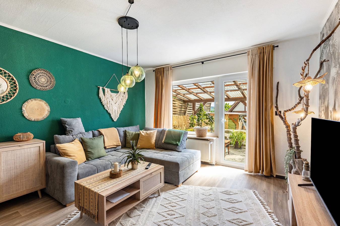 Ganze Wohnung, Ferienwohnung 'Unit 1' mit privater Terrasse und Wi-Fi in Homberg, Schwalm-Eder-Kreis