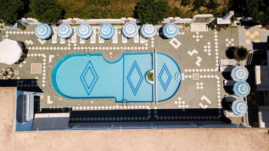 Appart’hôtel pour 2 personnes, avec jardin ainsi que piscine et vue