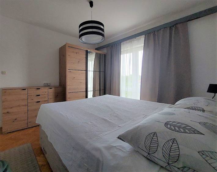 Ferienwohnung für 4 Personen, mit Balkon/Terrasse in Pakostane