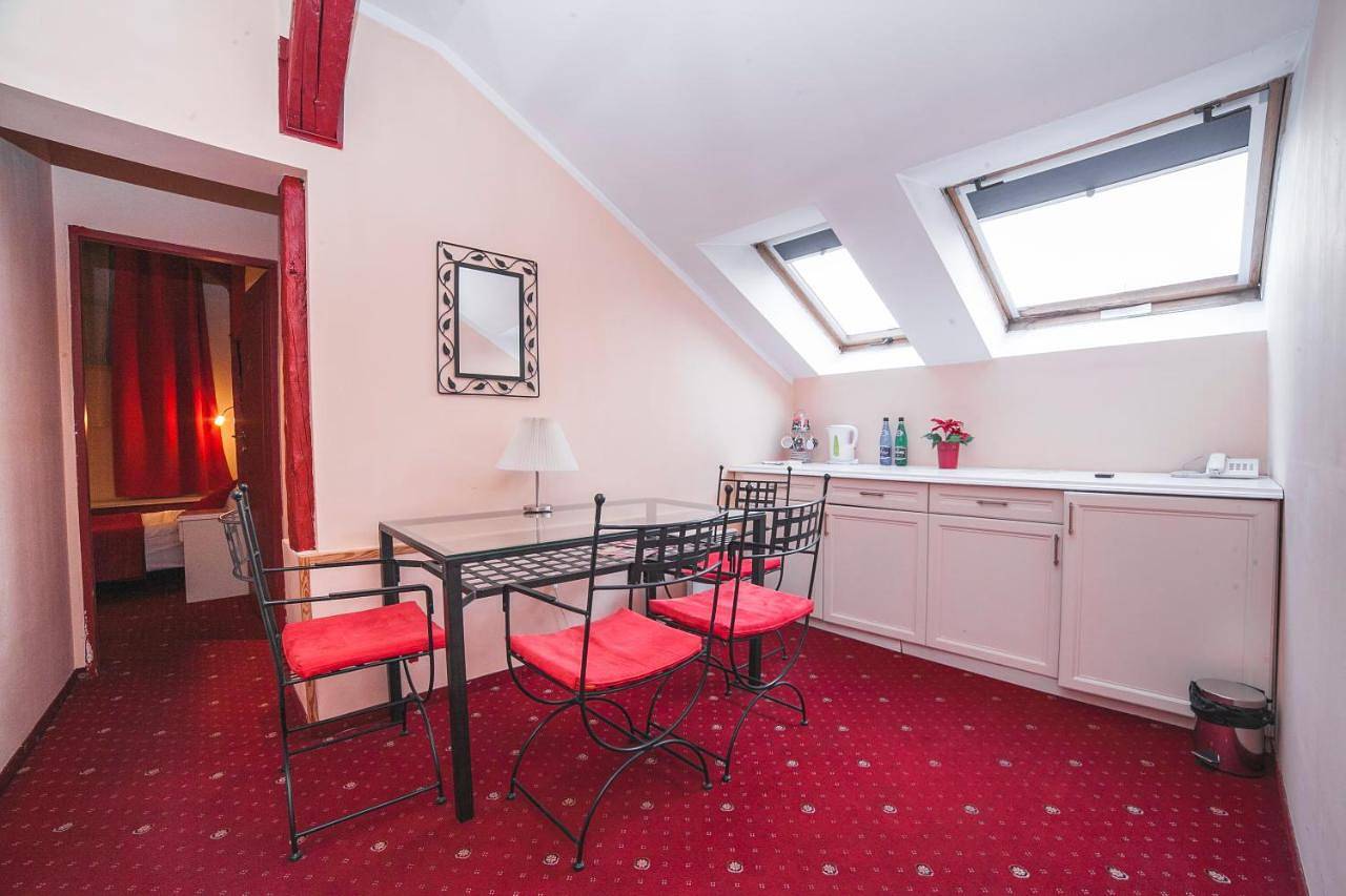 Residence B&B La Fontaine Aparthotel in Cracovia, Pequeña Polonia (región histórica)