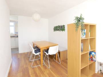 Glamping for 8 People in Oxford, Oxfordshire, Photo 2