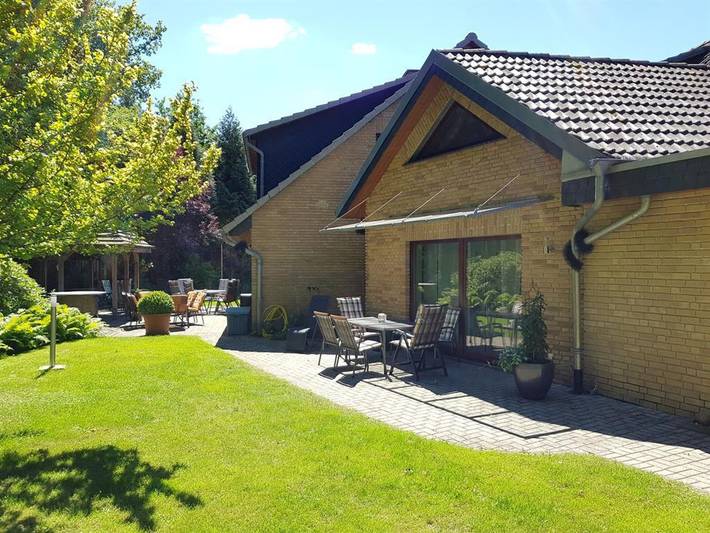 Ferienhaus für 8 Personen, mit Sauna und Garten sowie Terrasse, kinderfreundlich in Landkreis Heidekreis - 3