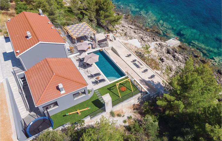 Ferienhaus für 6 Personen, mit Terrasse und Pool sowie Sauna in Kroatien - 2