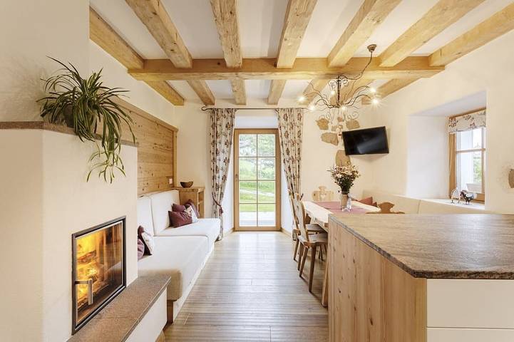 Holiday apartment for 7 people, with garden and pool as well as sauna - 1