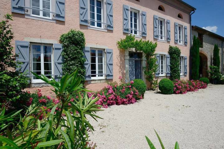 Chambre d’hôte pour 4 personnes, avec terrasse ainsi que jardin et jacuzzi dans les Hautes-Pyrénées - 3