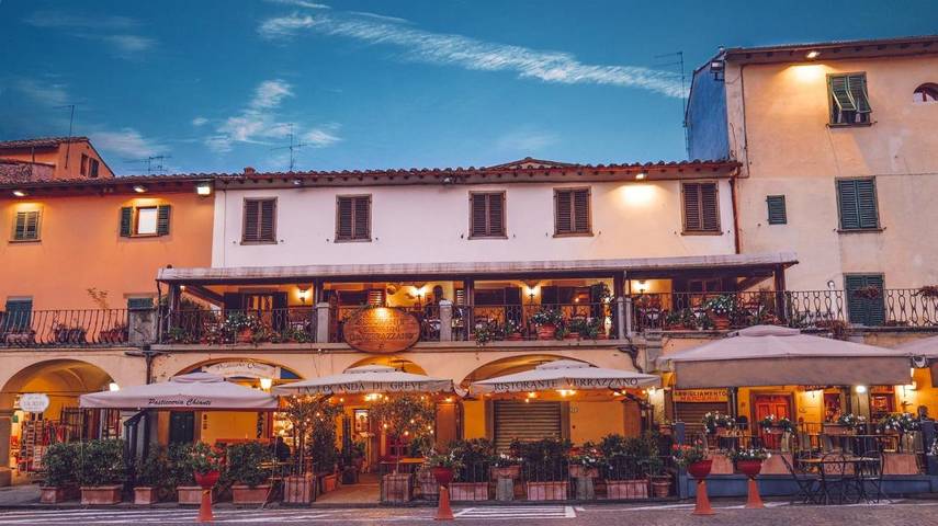 Hôtel pour 5 personnes, avec terrasse et vue - 1