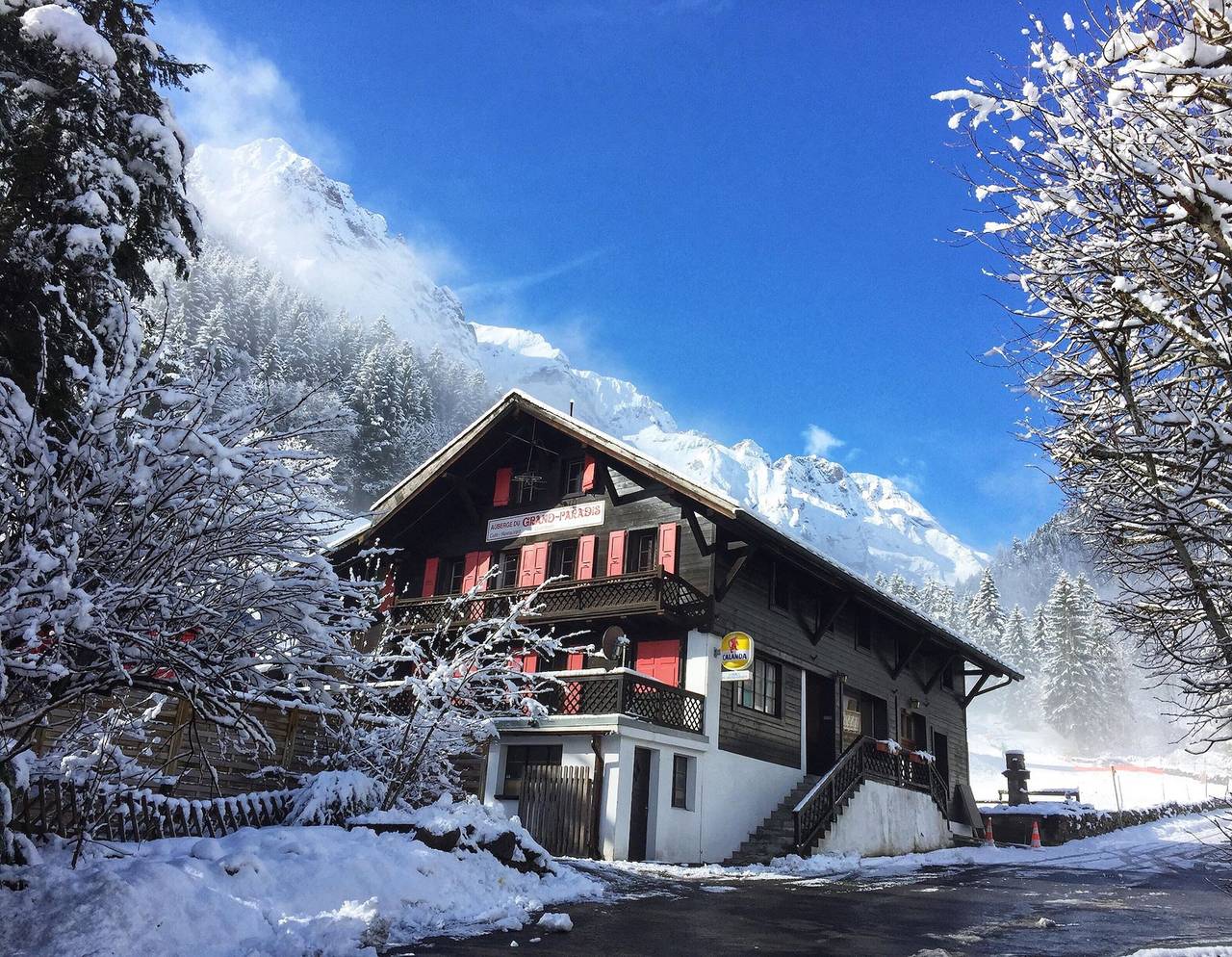 Guest House du Grand Paradis - Doppelzimmer in Champéry, Portes du Soleil