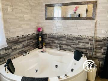 Gîte pour 4 Personnes dans Carcassonne, Canal du Midi, Photo 2