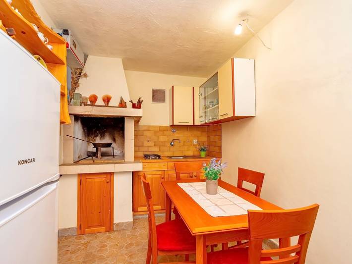 House Hidden Bay-One Bedroom Cottage with Terrace ans Sea View in Vela Luka, Korcula