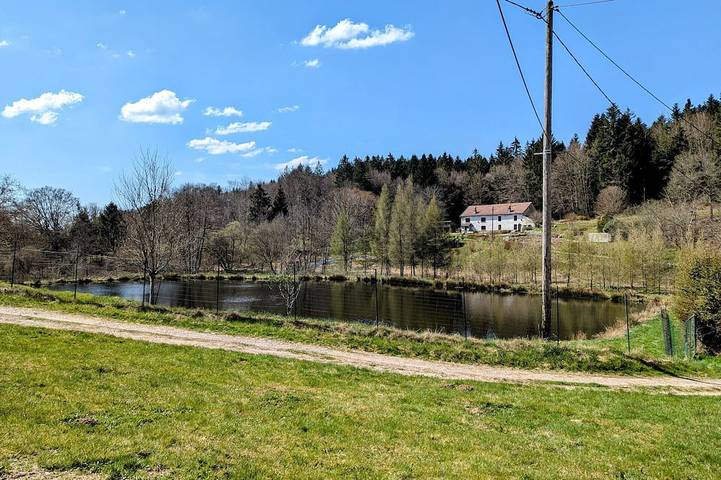 Gîte pour 12 personnes, avec jardin